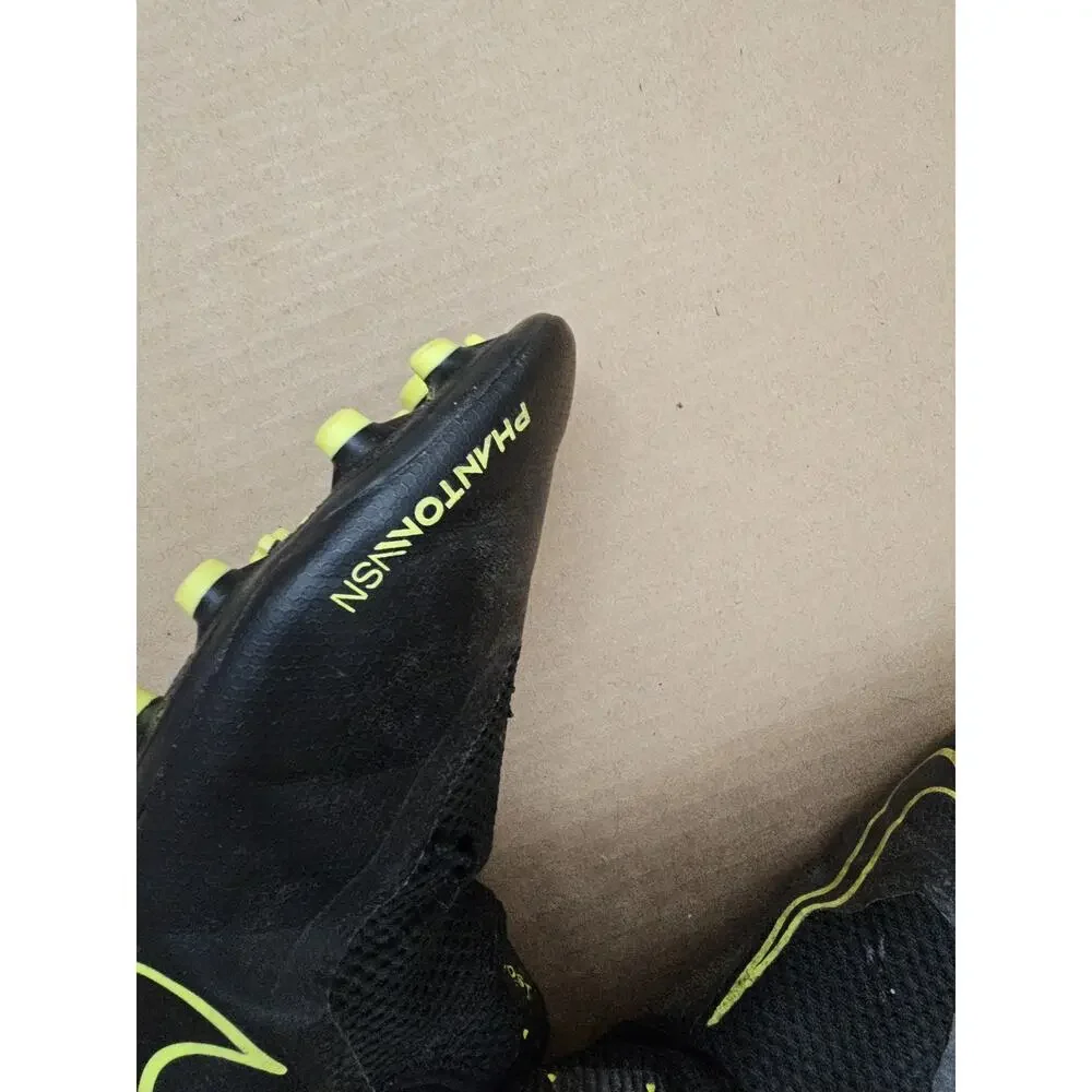 Nike Phantom Academy Artificial Grass Mens 8 Black Volt Soccer Cleats AO3258-007